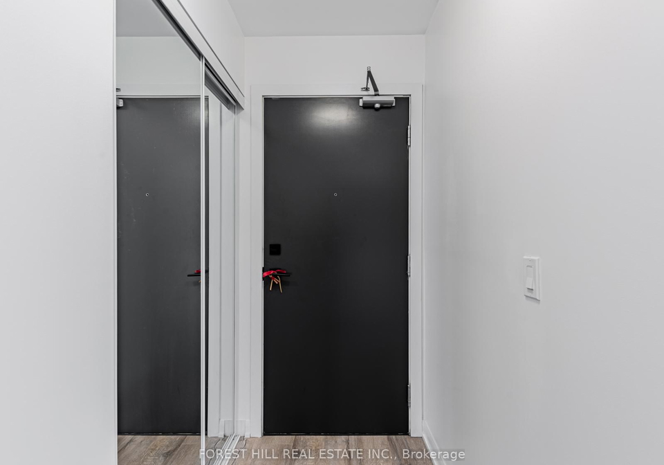 435-richmond-street-w-toronto-ontario-c12413253