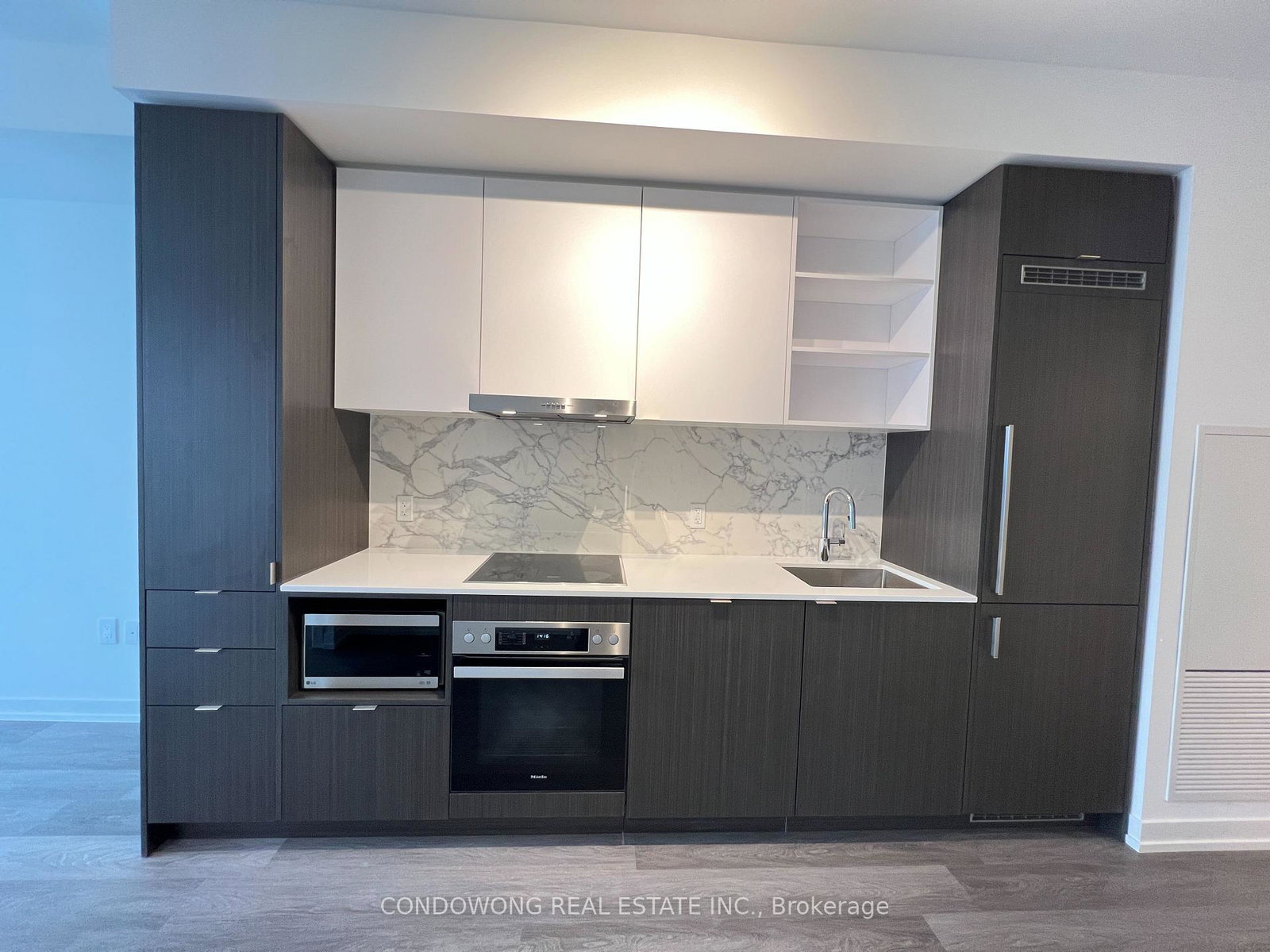 55-cooper-street-toronto-ontario-c12413572