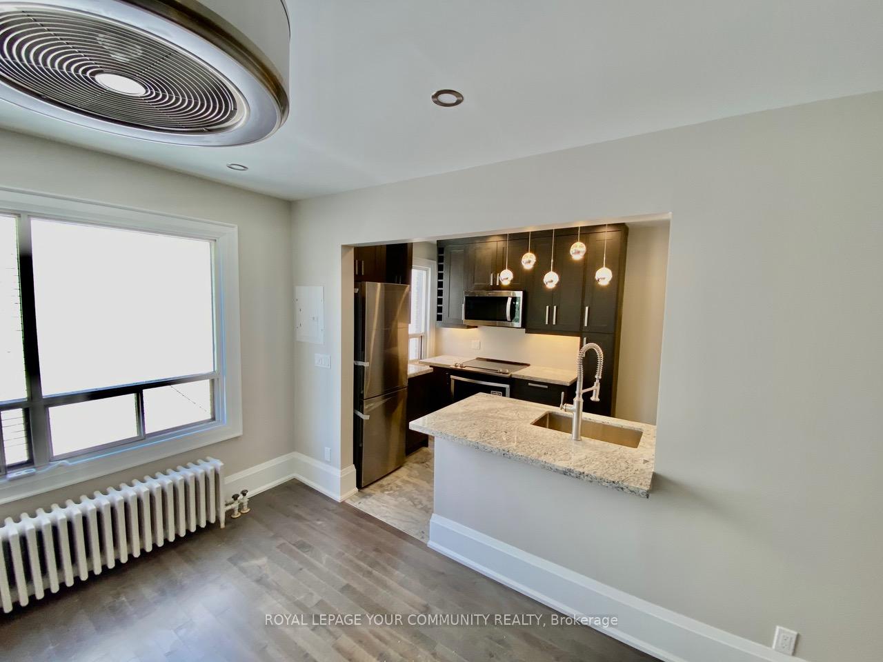 922-bathurst-street-toronto-ontario-c12413582