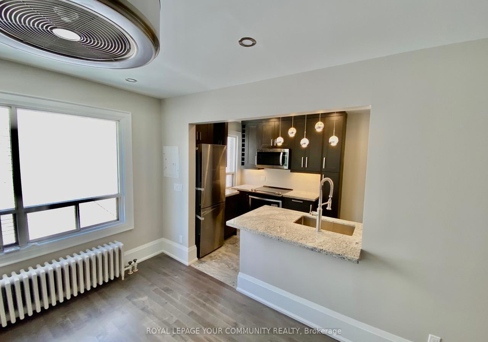 922-bathurst-street-toronto-ontario-c12413582