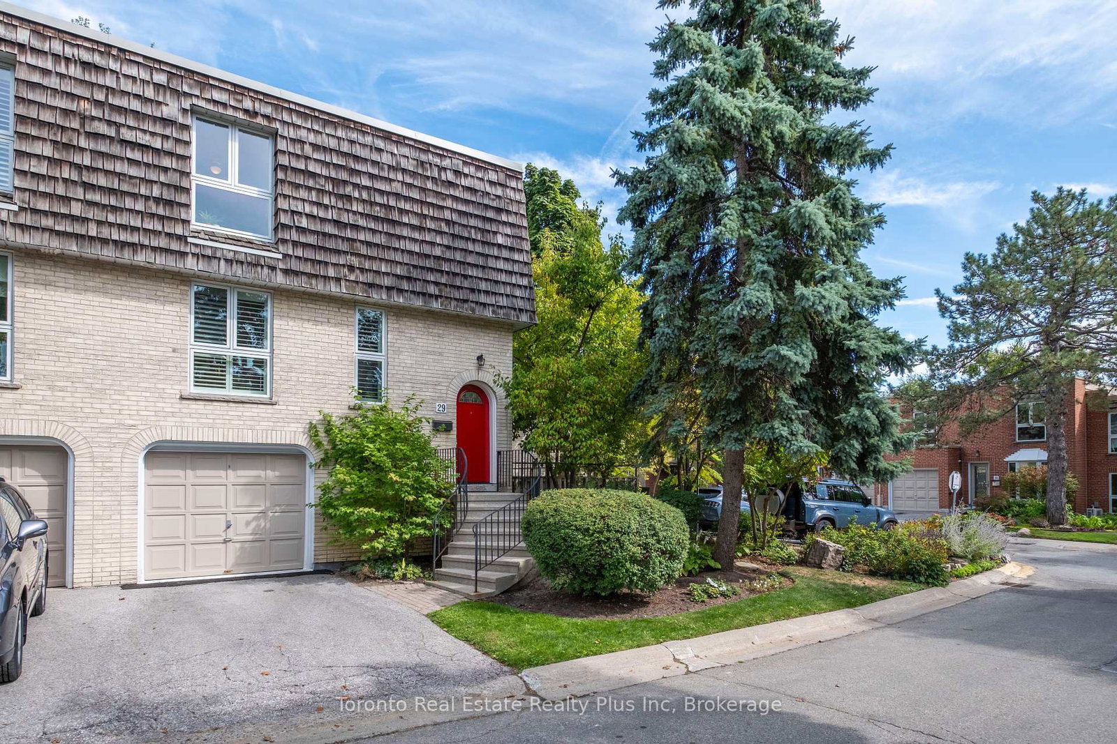 29-anvil-millway-north-york-ontario-c12413824
