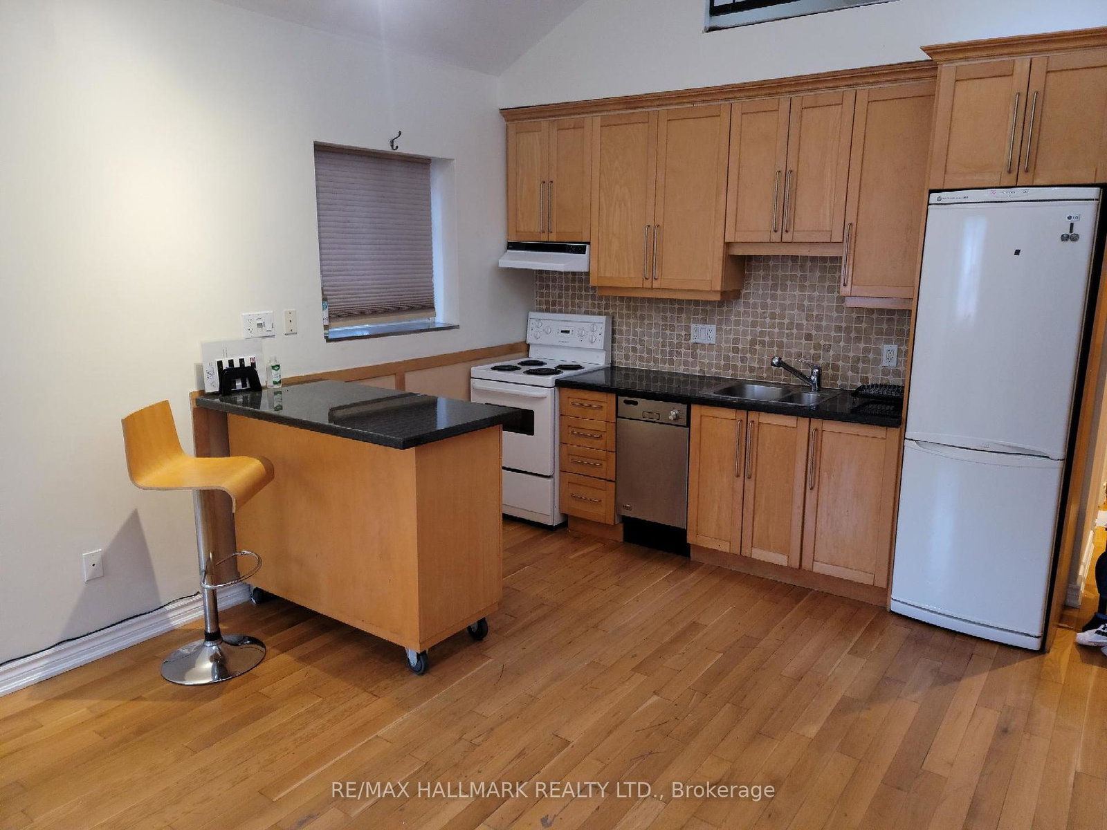 8-st-joseph-street-toronto-ontario-c12413828