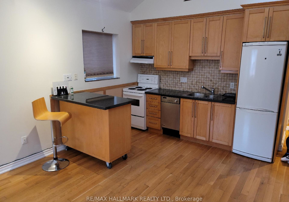 8-st-joseph-street-toronto-ontario-c12413828