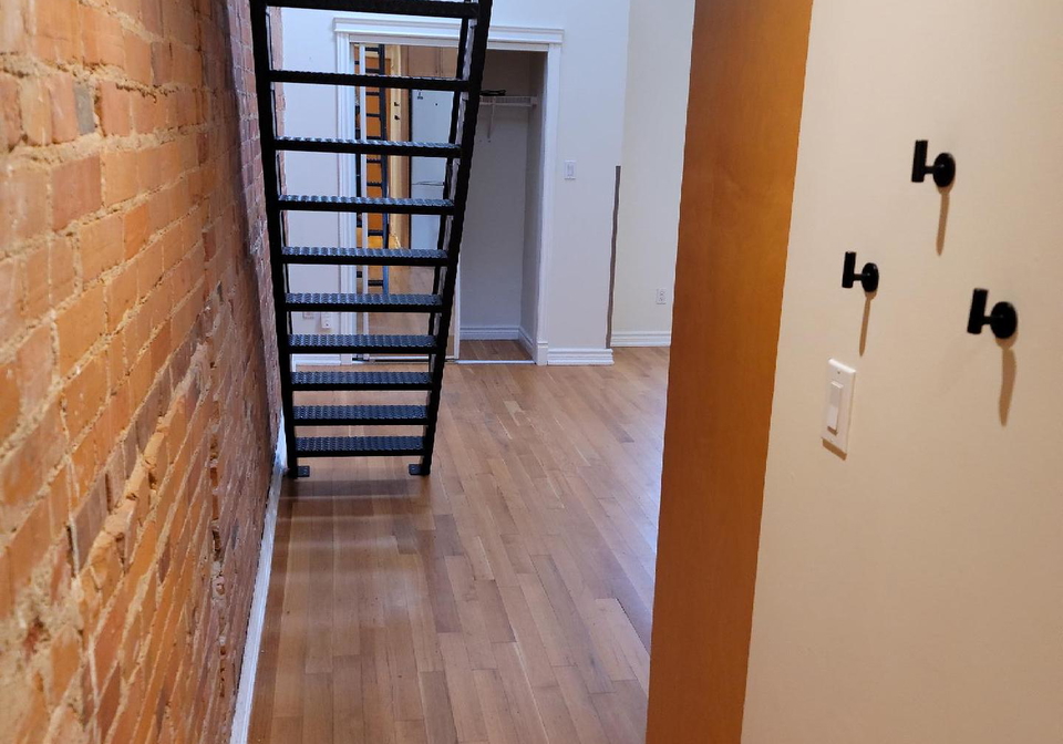 8-st-joseph-street-toronto-ontario-c12413828