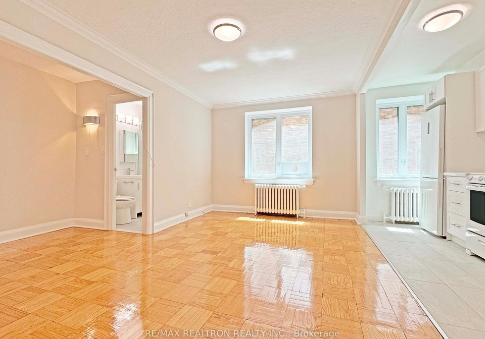 396-avenue-road-toronto-ontario-c12414175