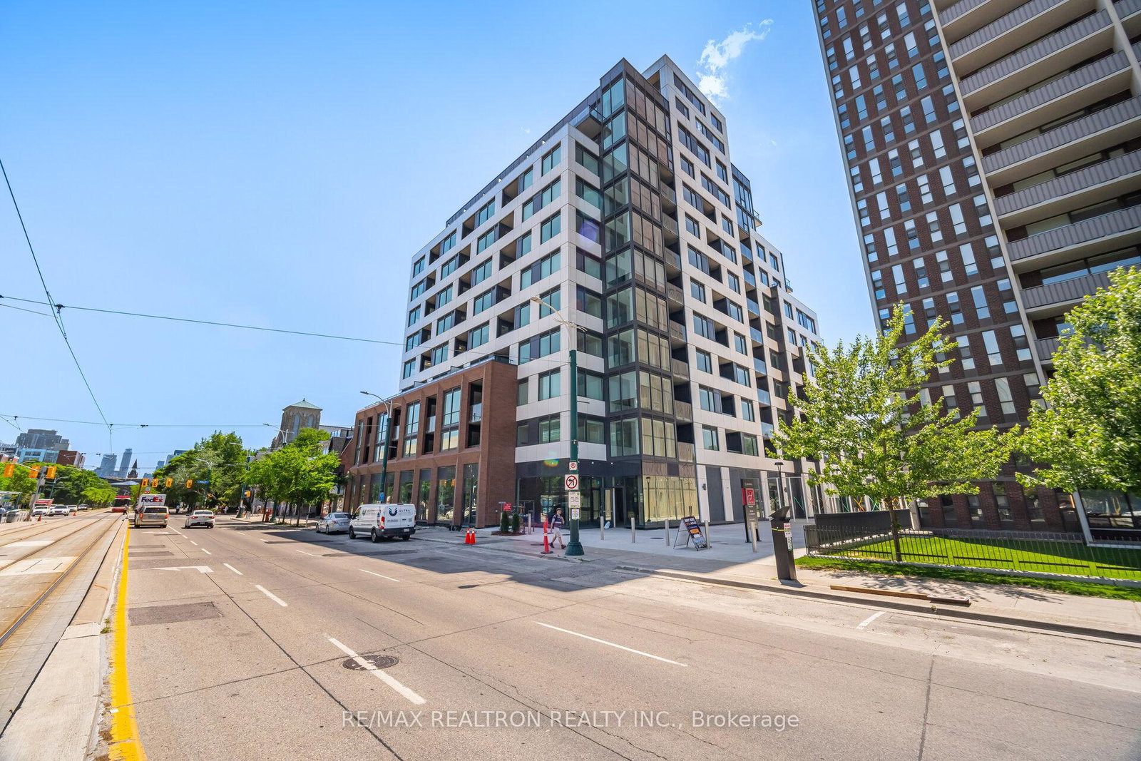 664-spadina-avenue-toronto-ontario-c12414195