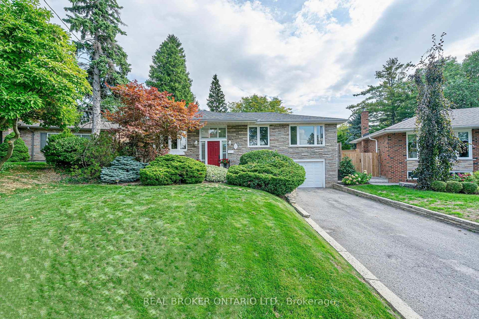 15-caronport-crescent-north-york-ontario-c12414231