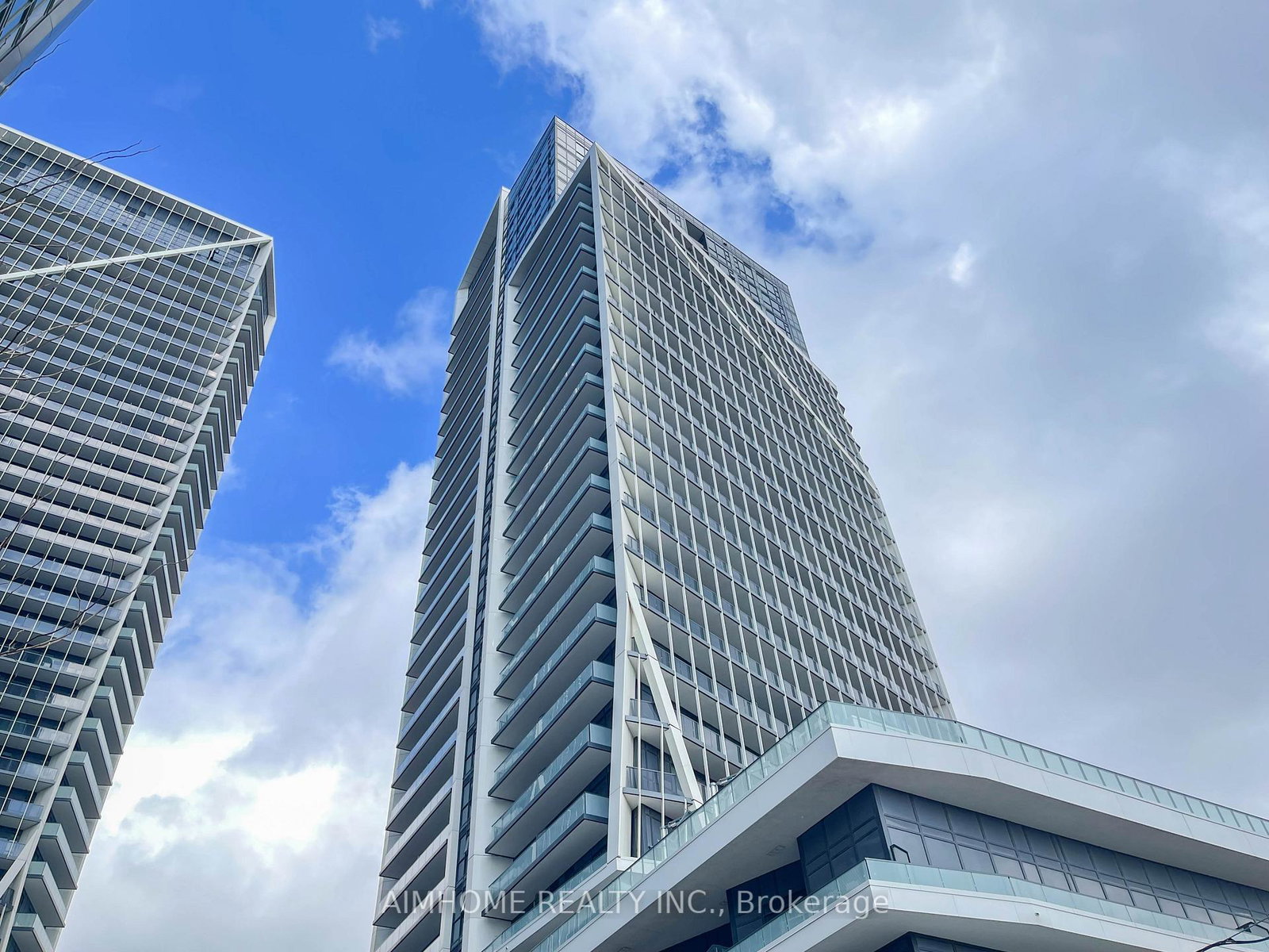 30-ordnance-street-toronto-ontario-c12414426
