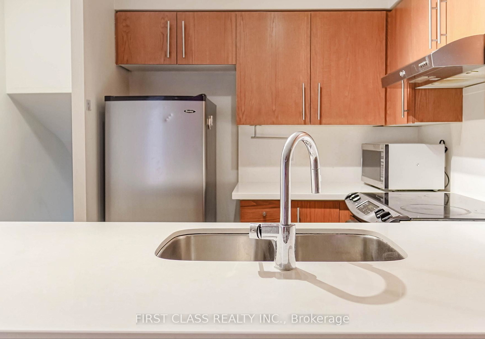 415-jarvis-street-toronto-ontario-c12414505