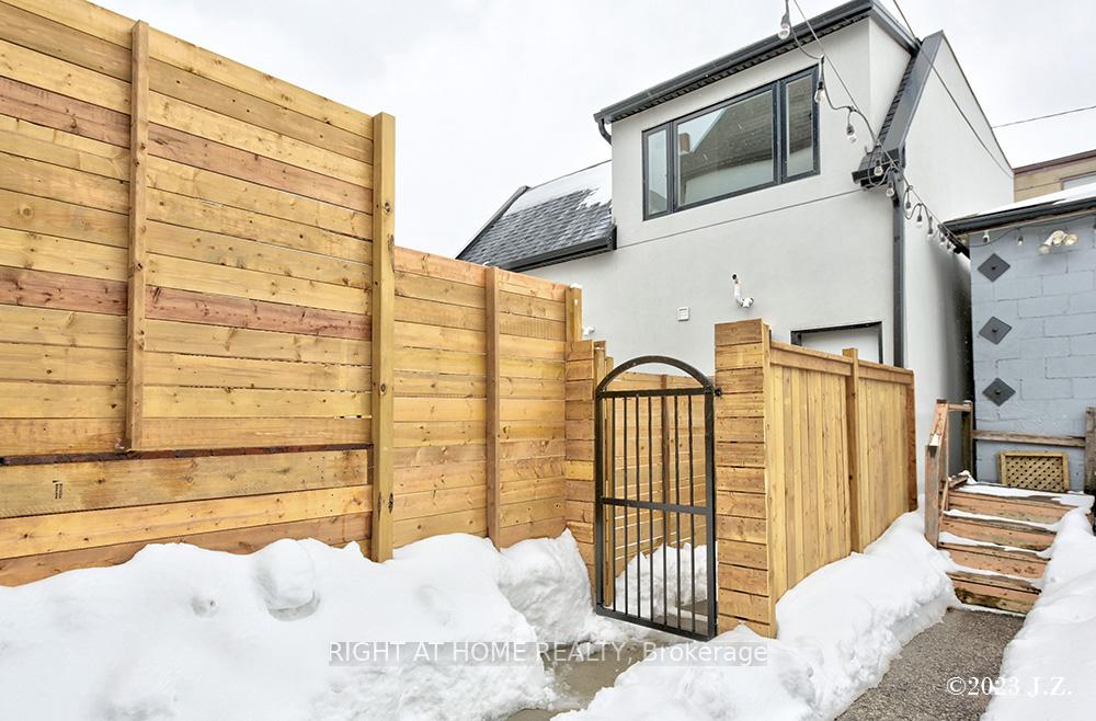 48-lanark-avenue-toronto-ontario-c12414732