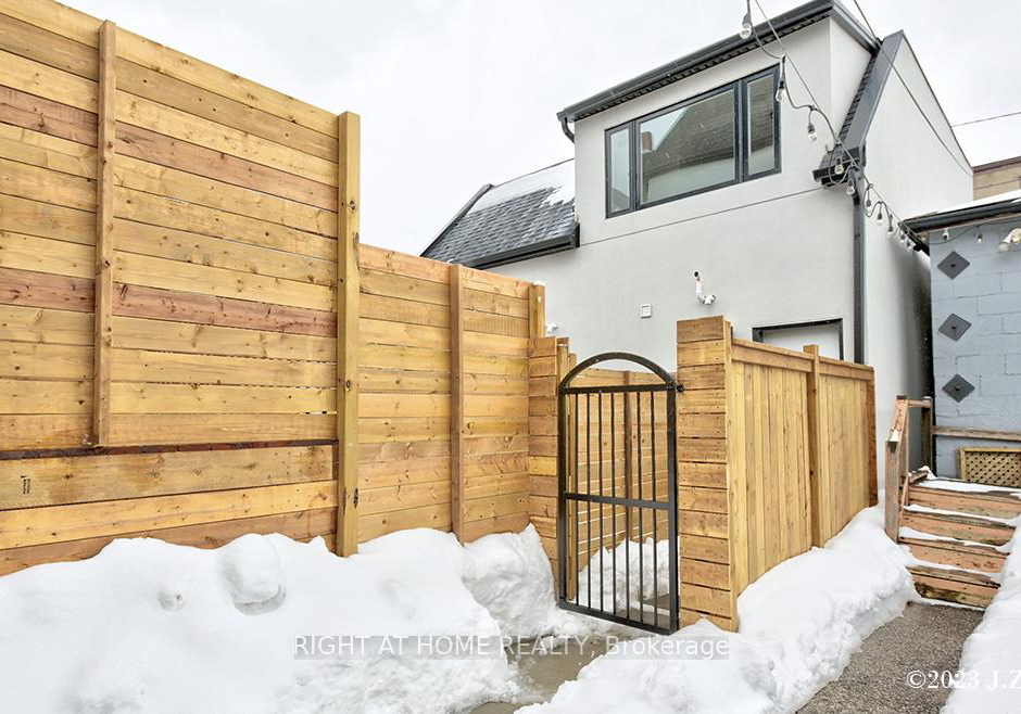 48-lanark-avenue-toronto-ontario-c12414732