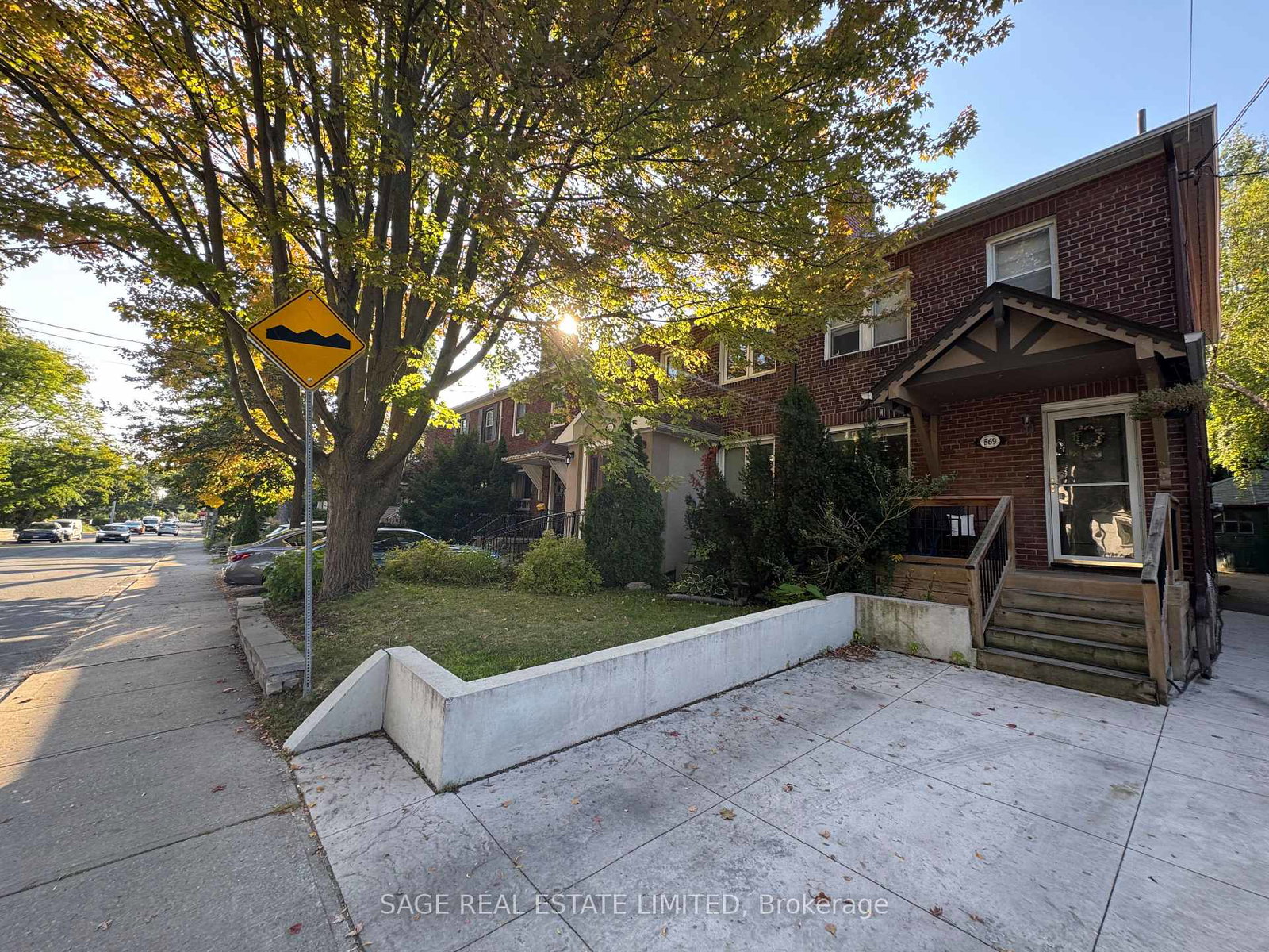 569-soudan-avenue-toronto-ontario-c12415114