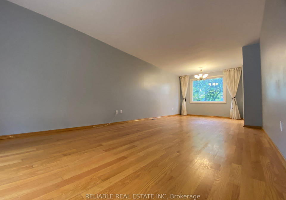 55-silkwood-crescent-north-york-ontario-c12415382