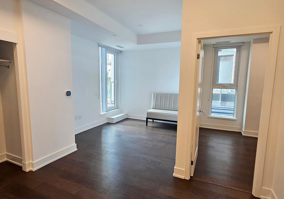 8-manor-road-w-toronto-ontario-c12415787