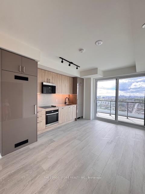 280-dundas-street-toronto-ontario-c12415815