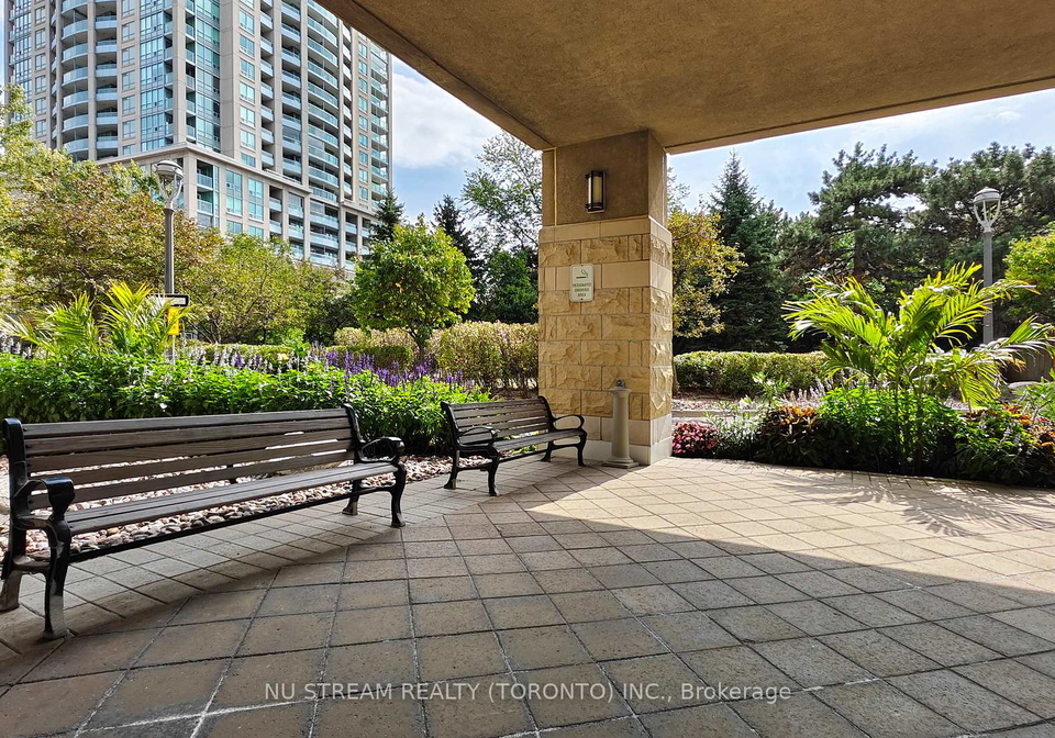 18-kenaston-gardens-north-york-ontario-c12415817