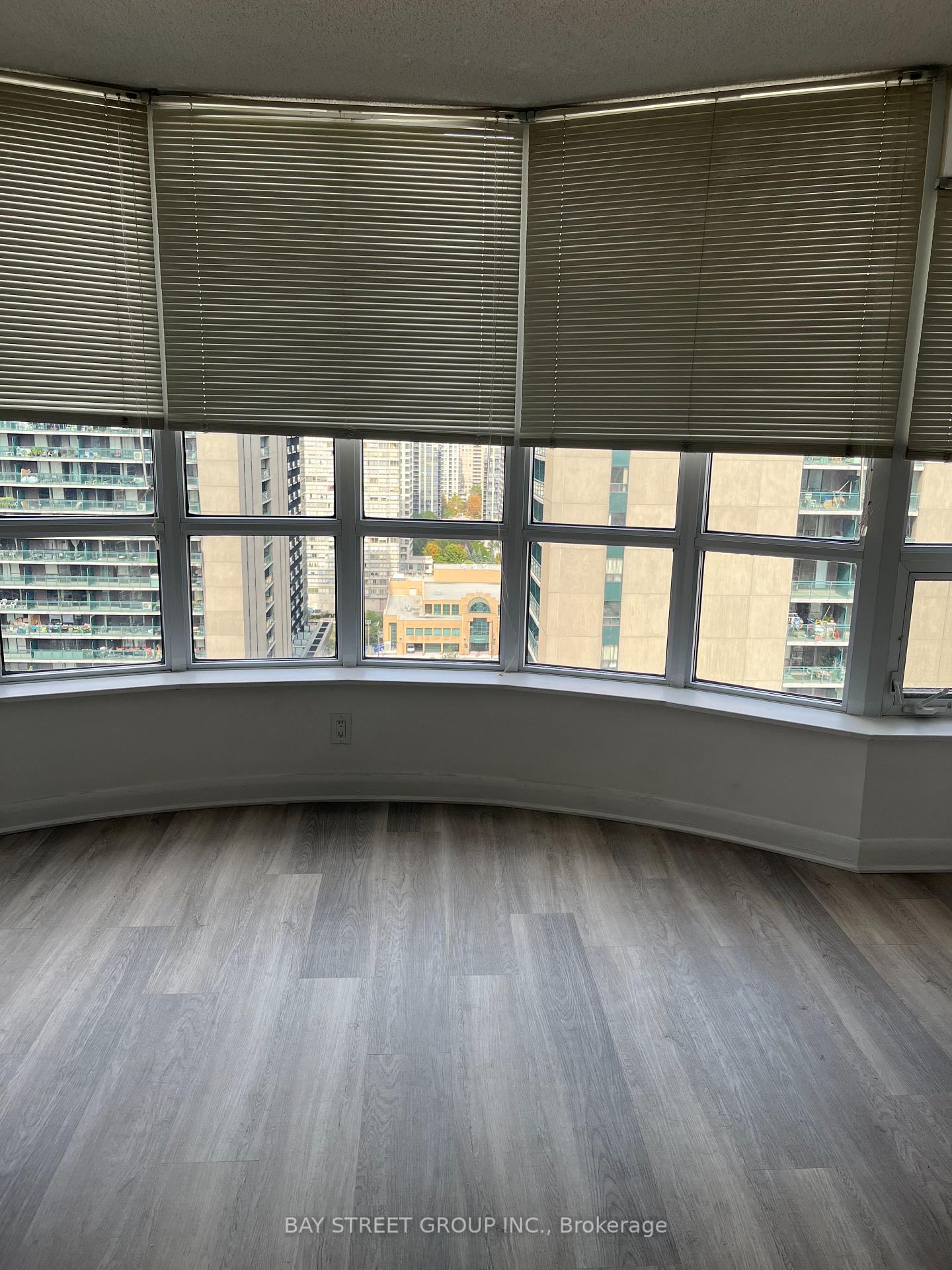 33-e-sheppard-avenue-s-north-york-ontario-c12416016