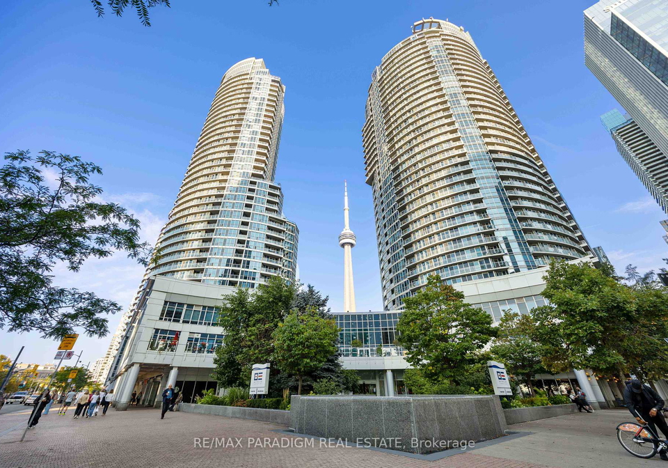 208-queens-quay-w-toronto-ontario-c12416022