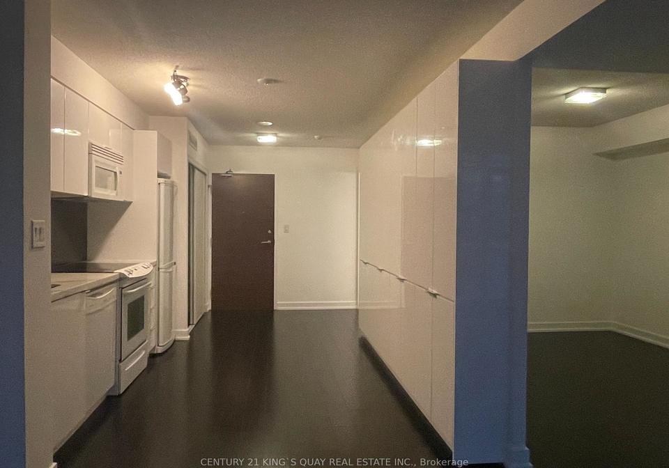 10-capreol-court-toronto-ontario-c12416301