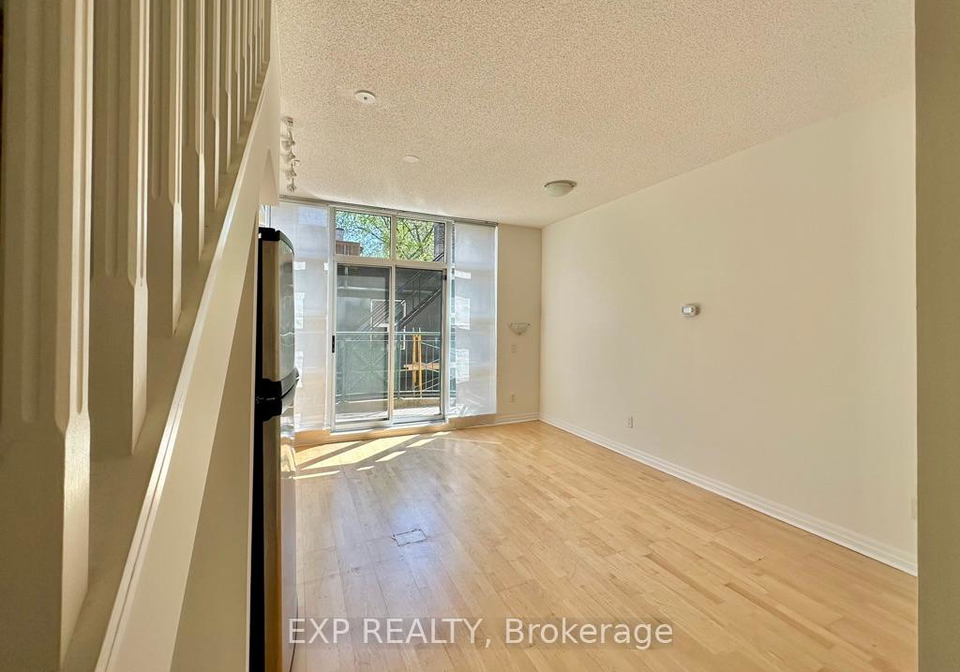 901-queen-street-w-toronto-ontario-c12416398