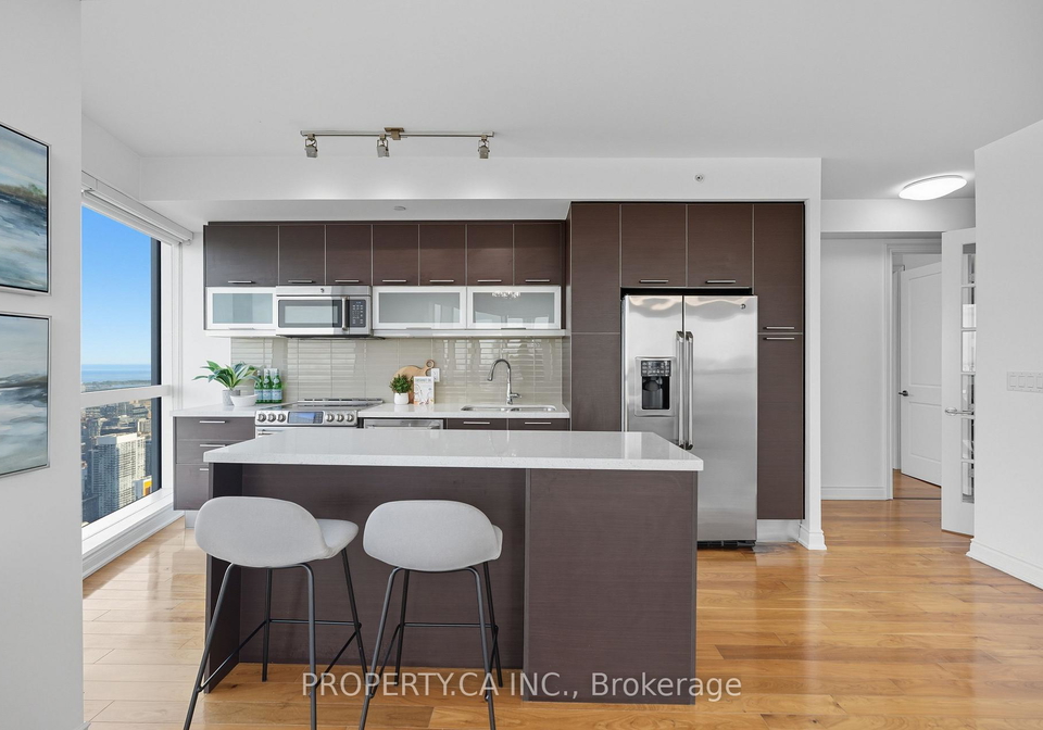 388-yonge-street-toronto-ontario-c12416517