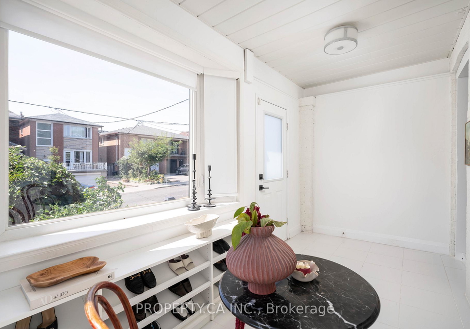 389-winona-drive-toronto-ontario-c12416529