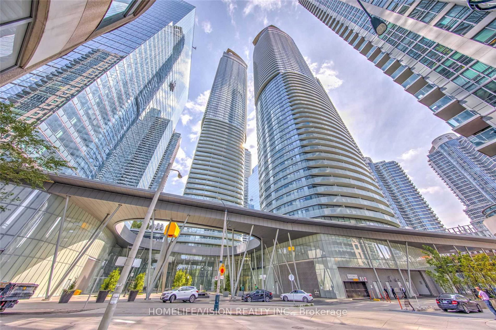 14-york-street-toronto-ontario-c12416725