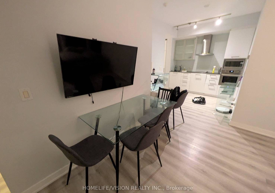 14-york-street-toronto-ontario-c12416725