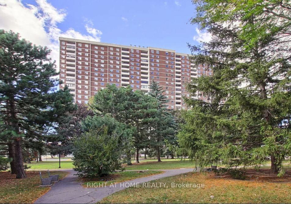 205-hilda-avenue-e-toronto-ontario-c12416791