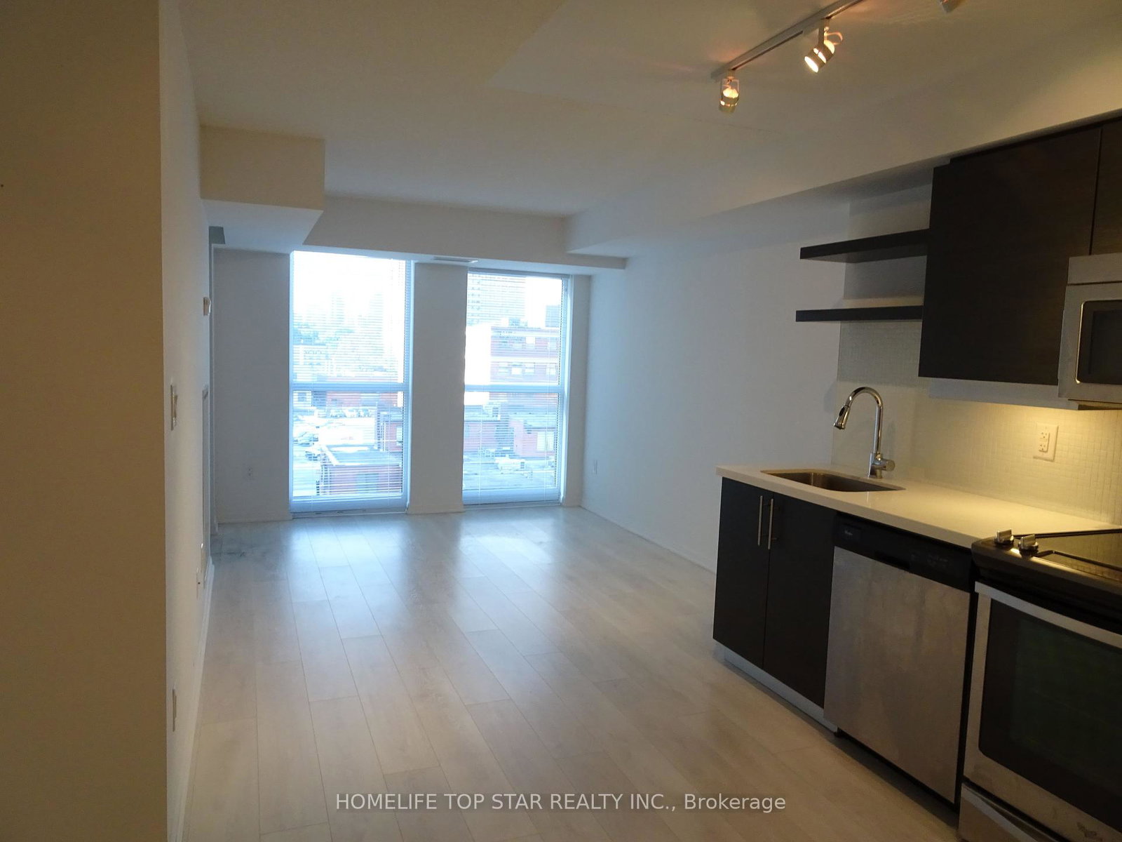 400-adelaide-street-e-toronto-ontario-c12416942