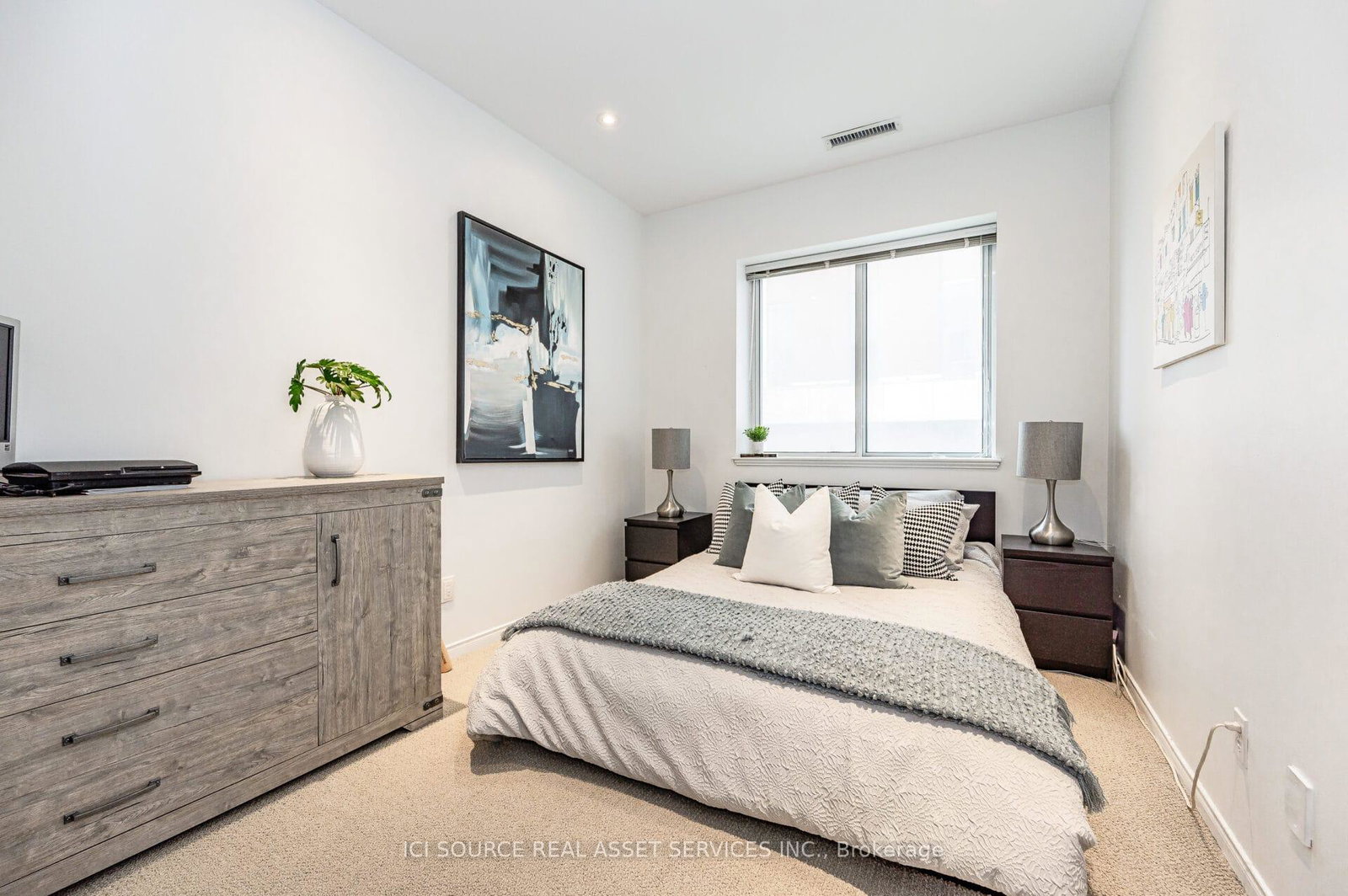 600-eglinton-avenue-e-toronto-ontario-c12417043