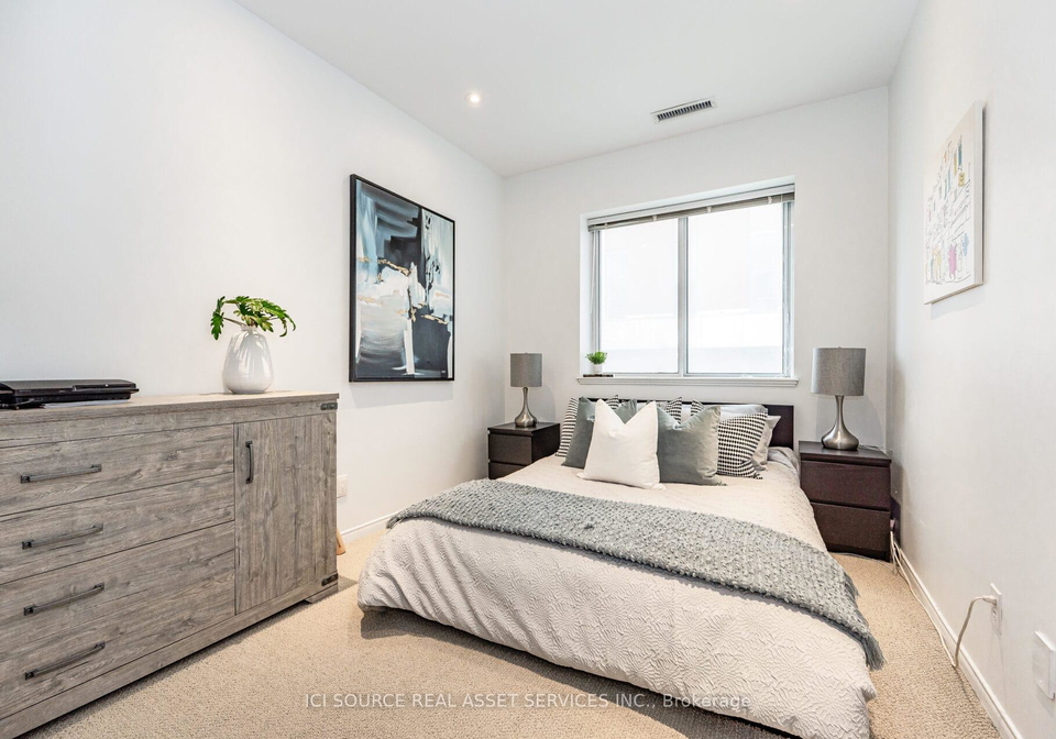 600-eglinton-avenue-e-toronto-ontario-c12417043
