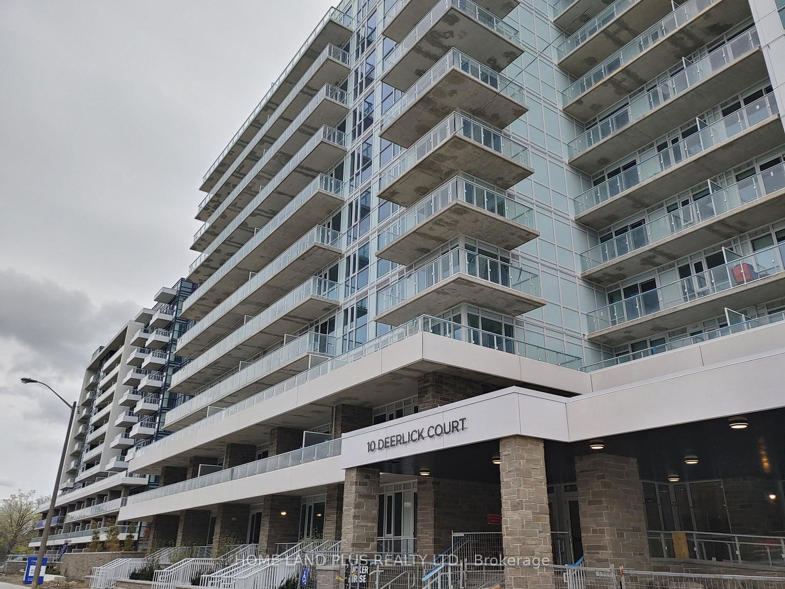 10-deerlick-court-s-north-york-ontario-c12417478