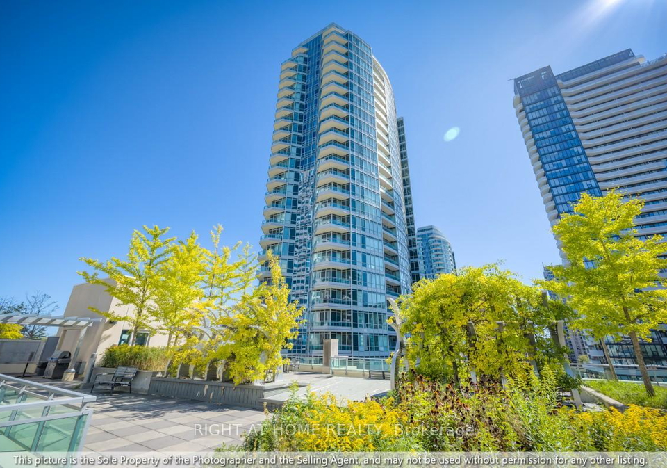 18-holmes-avenue-north-york-ontario-c12417599