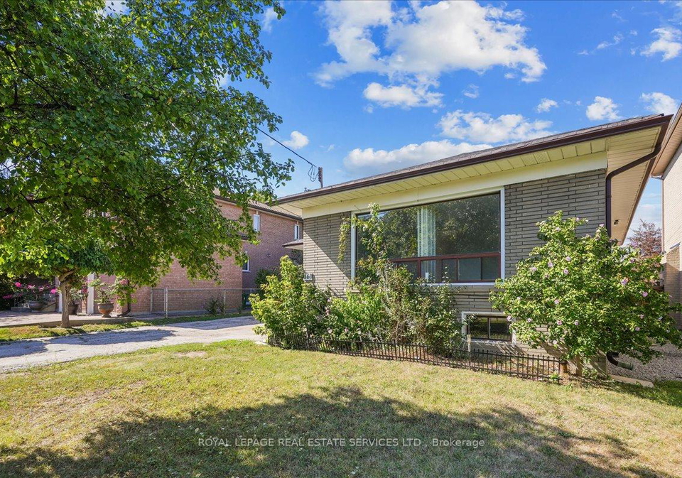 160-codsell-avenue-toronto-ontario-c12417660