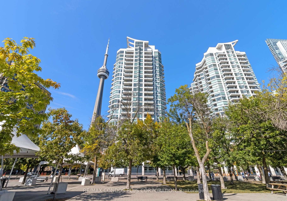 230-queens-quay-w-toronto-ontario-c12417679