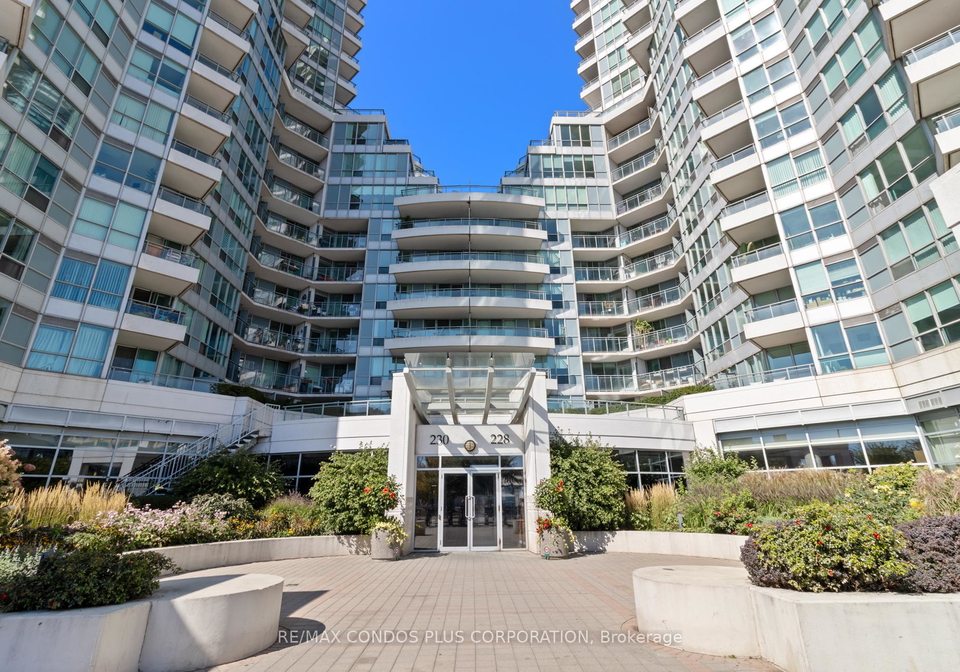 230-queens-quay-w-toronto-ontario-c12417679