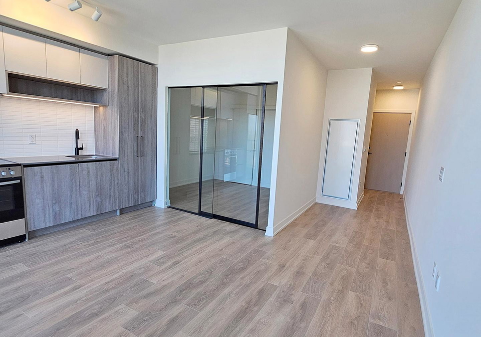 181-sterling-road-toronto-ontario-c12417723