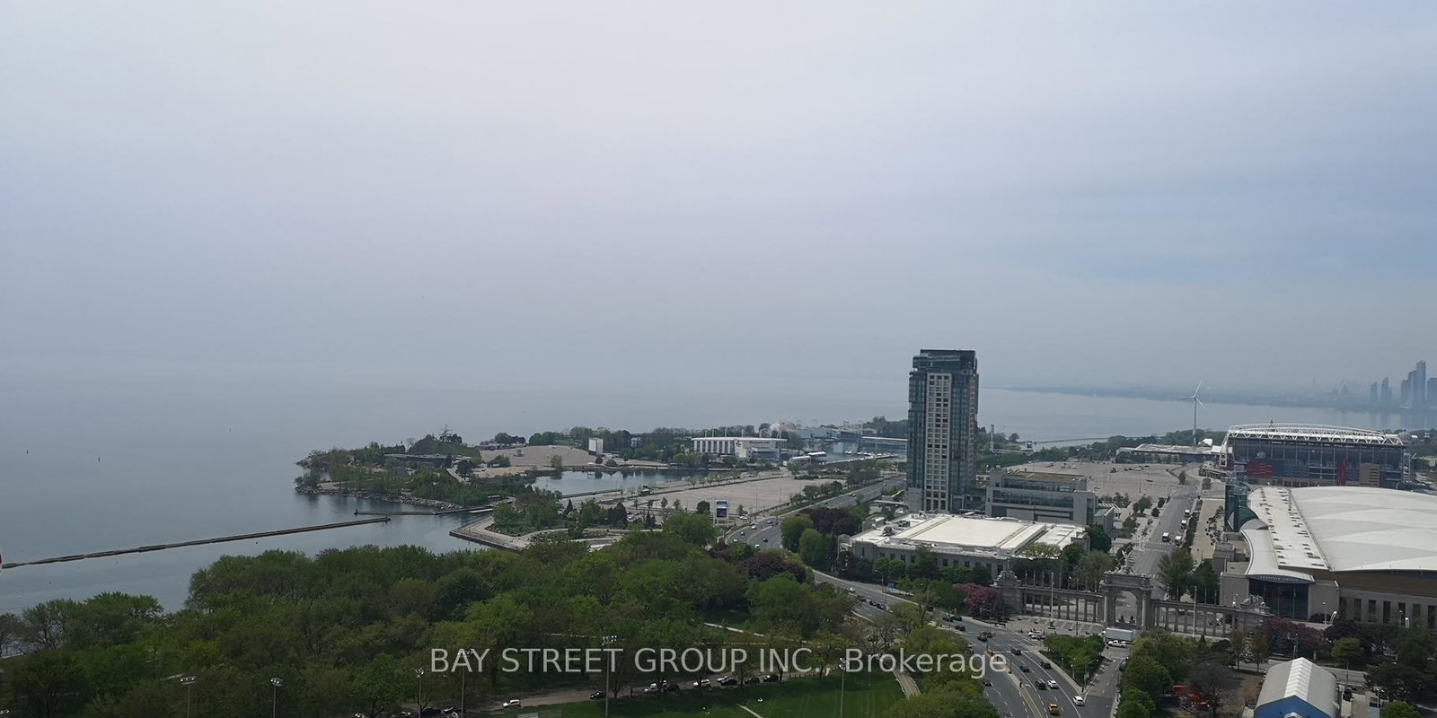 215-fort-york-boulevard-toronto-ontario-c12417866