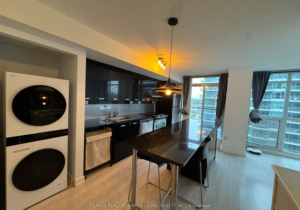 19-singer-court-north-york-ontario-c12417929