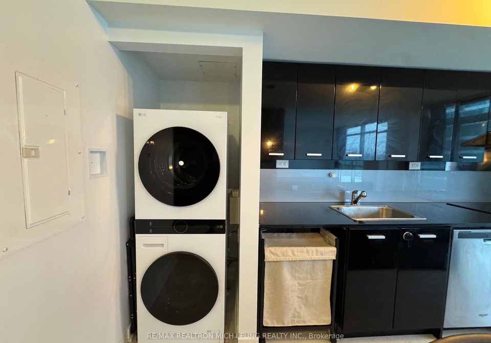 19-singer-court-north-york-ontario-c12417929