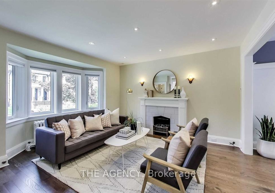 523-soudan-avenue-toronto-ontario-c12417935