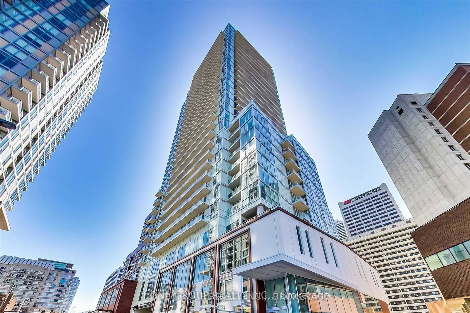 33-helendale-avenue-toronto-ontario-c12417939