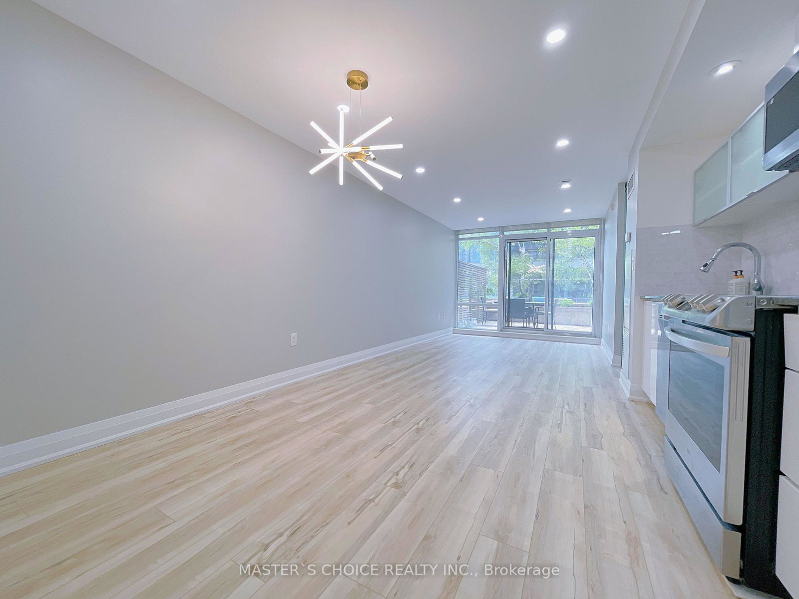 4k-spadina-avenue-toronto-ontario-c12418213