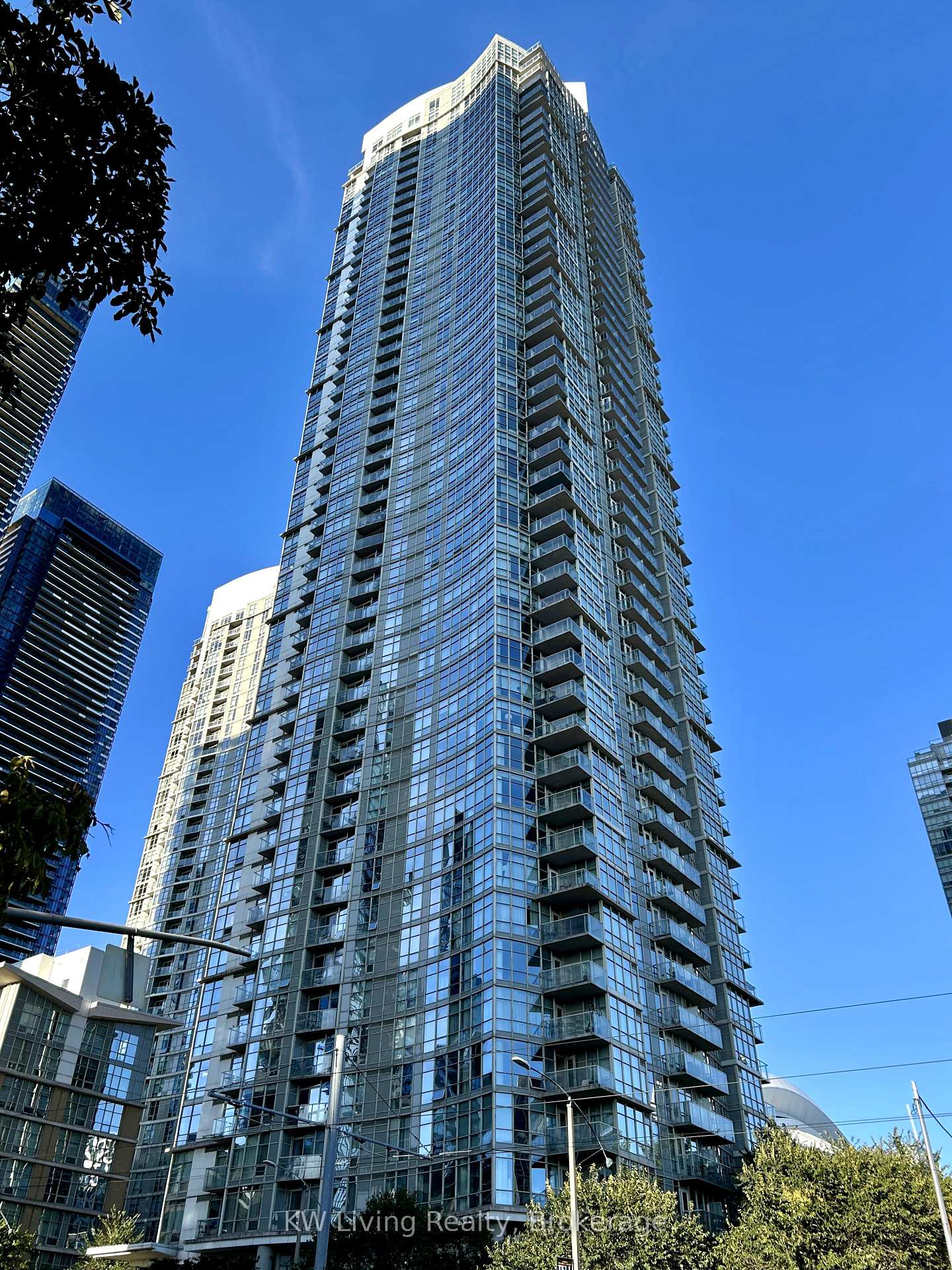 35-mariner-terrace-toronto-ontario-c12418419