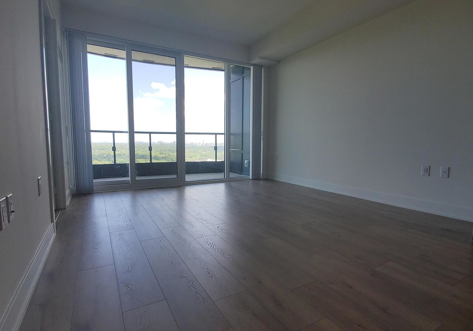 585-bloor-street-e-toronto-ontario-c12418499