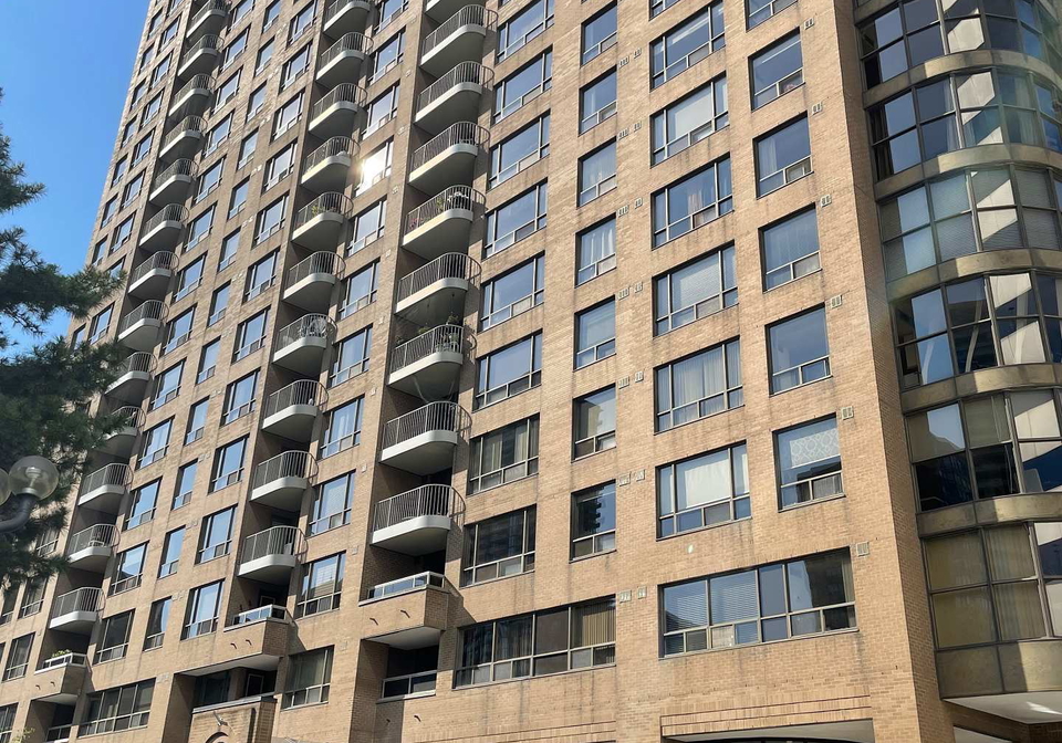 100-upper-madison-avenue-toronto-ontario-c12418536