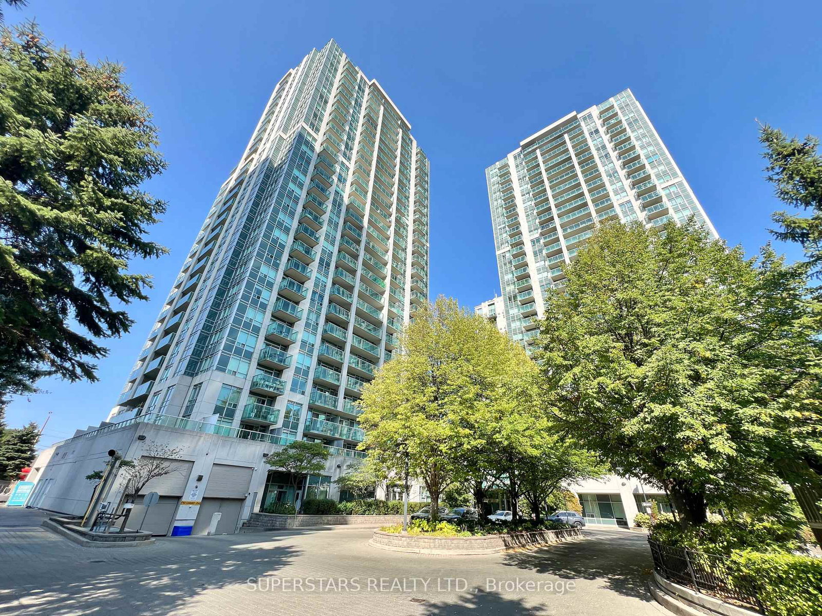 18-harrison-garden-boulevard-north-york-ontario-c12418881