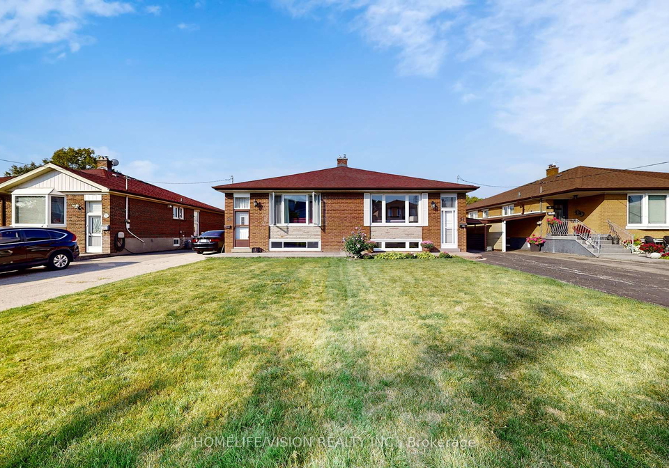 54-pinebrook-avenue-north-york-ontario-c12419055