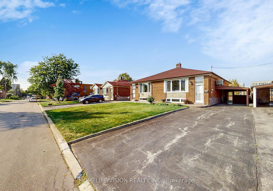 54-pinebrook-avenue-north-york-ontario-c12419055